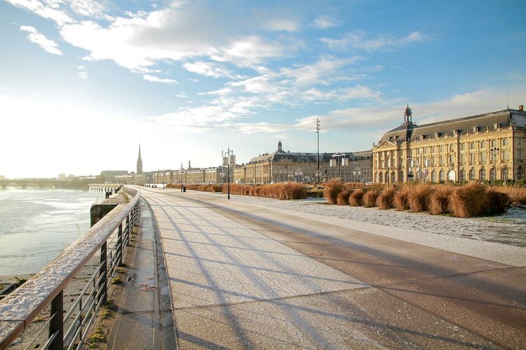 Immobilier à Bordeaux : les prix baissent, mais attention aux travaux cachés
